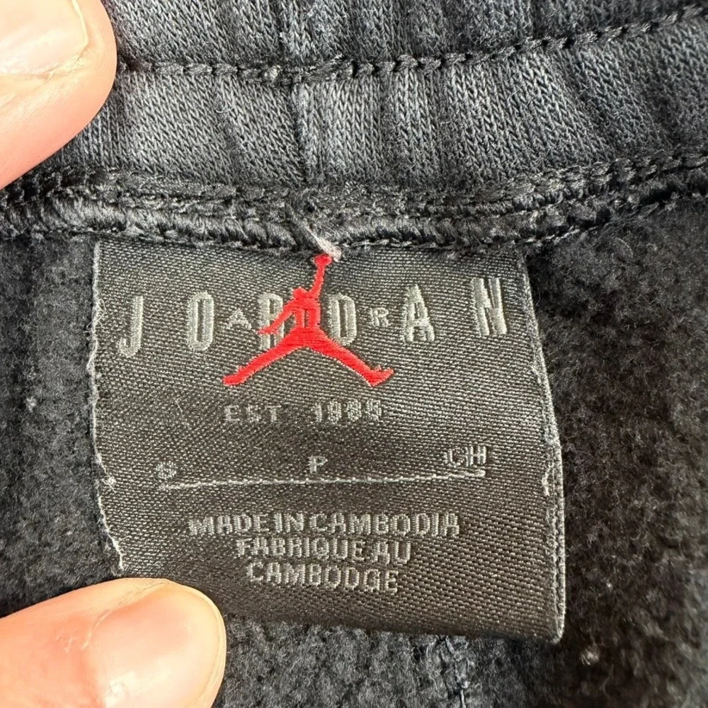 Jordan Essentials Fleece Shorts Mens Small Black Jumpman DA9822-010 Athletic‎